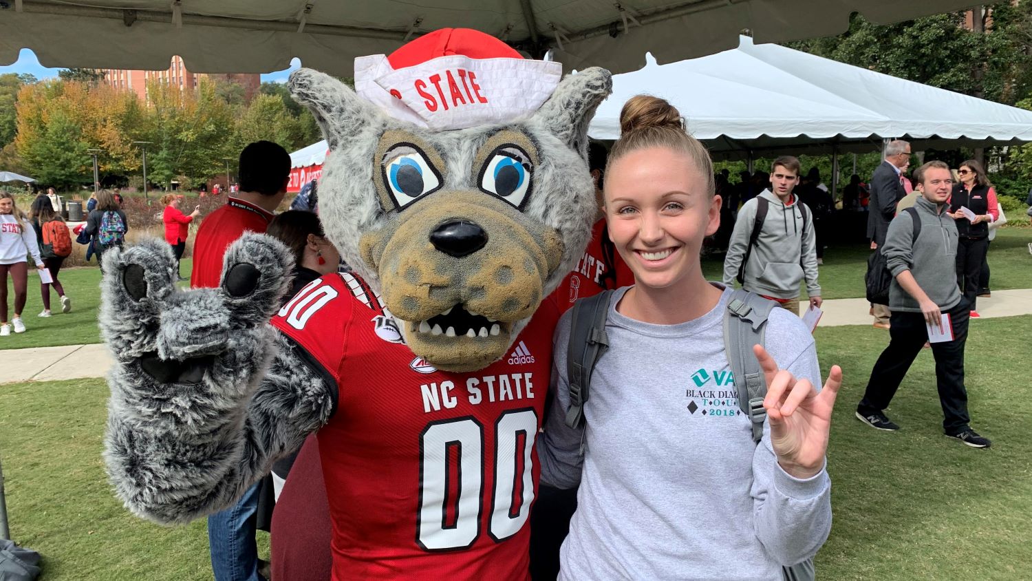 Sarah Wagoner doing the wolfie with Mr Wuf